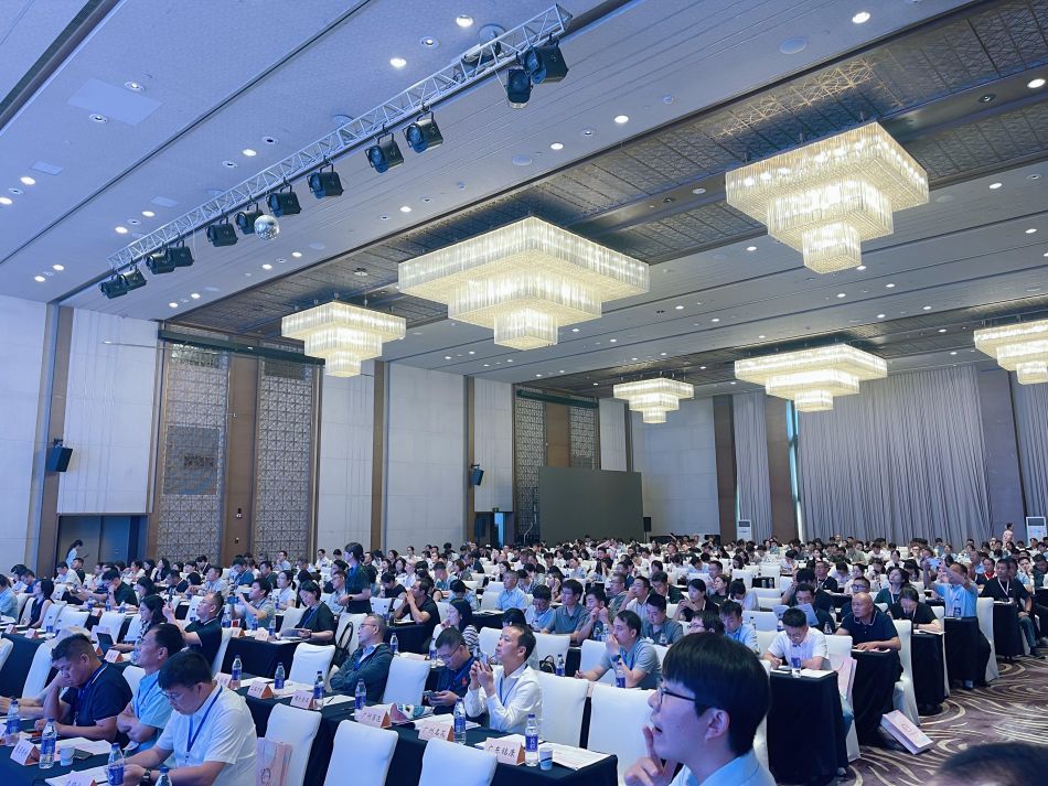 香精技術(shù)交流年會(huì)現(xiàn)場.jpg 香精技術(shù)交流年會(huì)現(xiàn)場.jpg